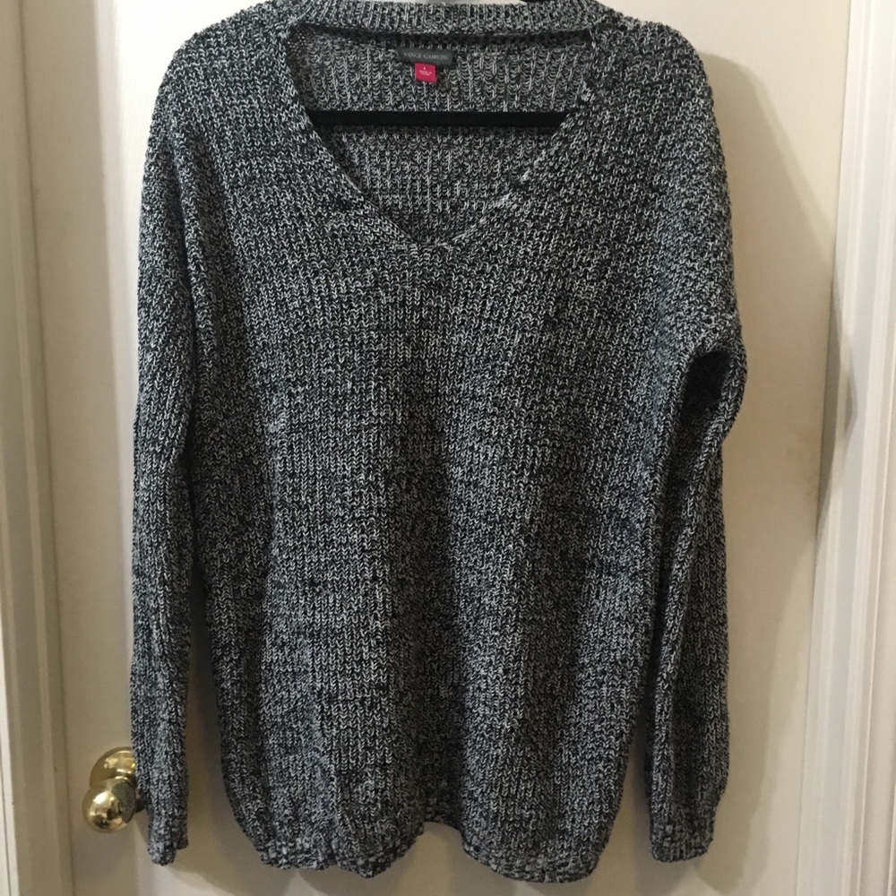 Vince Camuto sweater